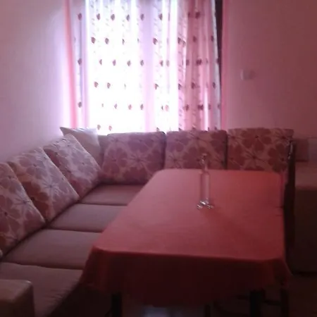Ilic Hostel *